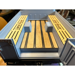 CRM Sitzbank für Ladeflkäche aus Holz für Series III 109