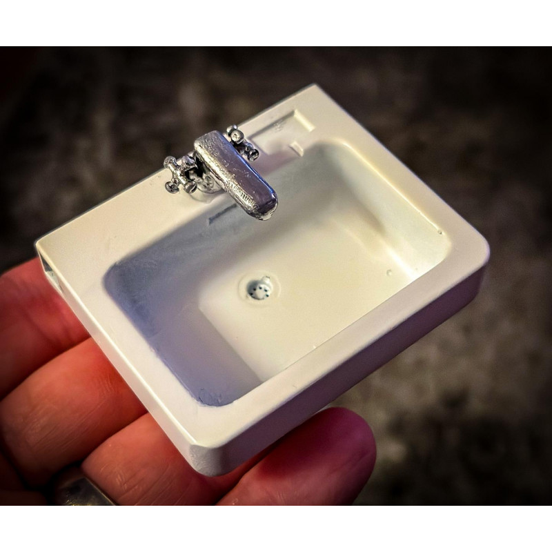 CRM sink made of resin incl. Accessories