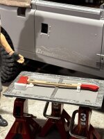 CRM Axt mit Holzstiel ( Fahrzeughalterung )