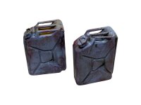 CRM Real Scale Jerrycans mit Beulen - Used - 2 verschiedene